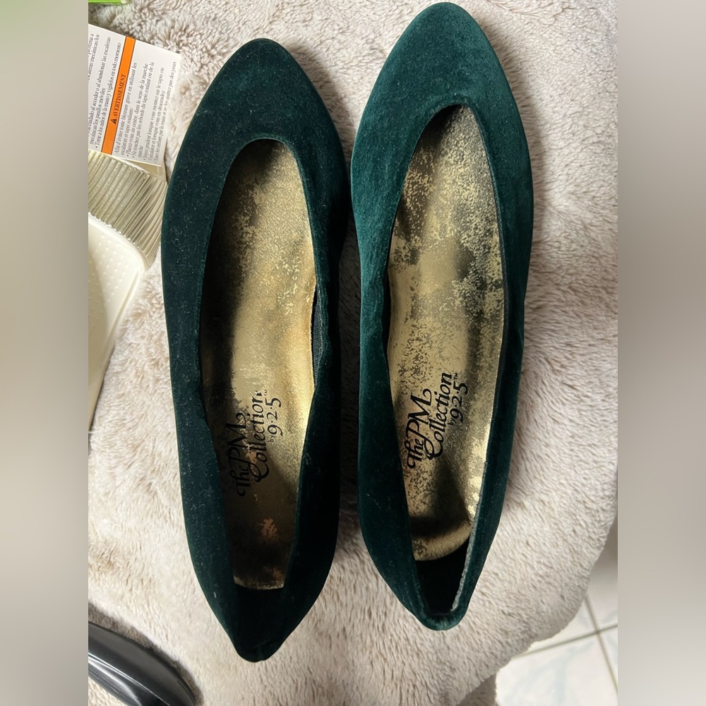 Pm collection by 925 green velvet ballet  flats